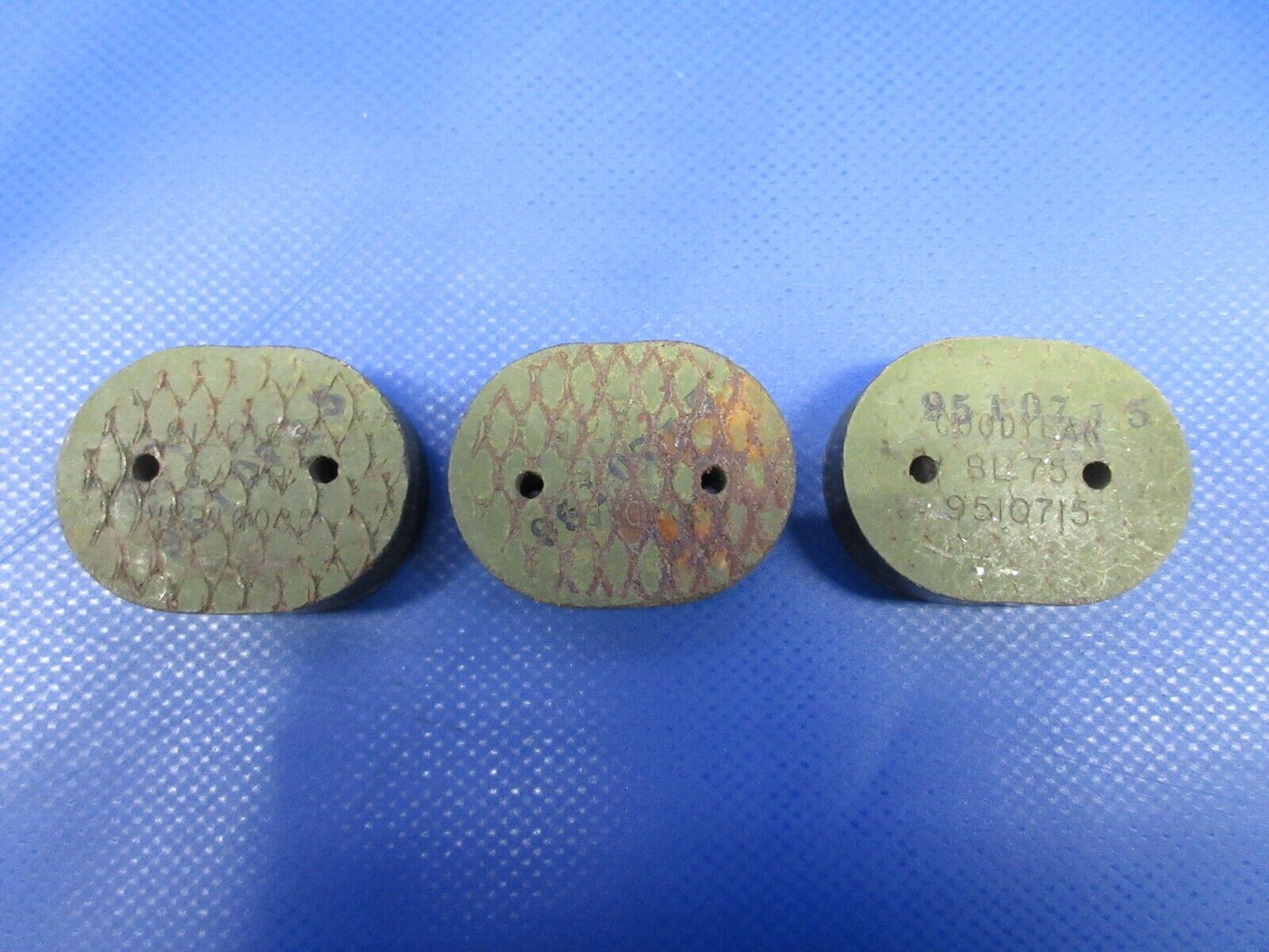 Goodyear Brake Lining P/N 9510715 LOT OF 3 NOS (0224-1627)