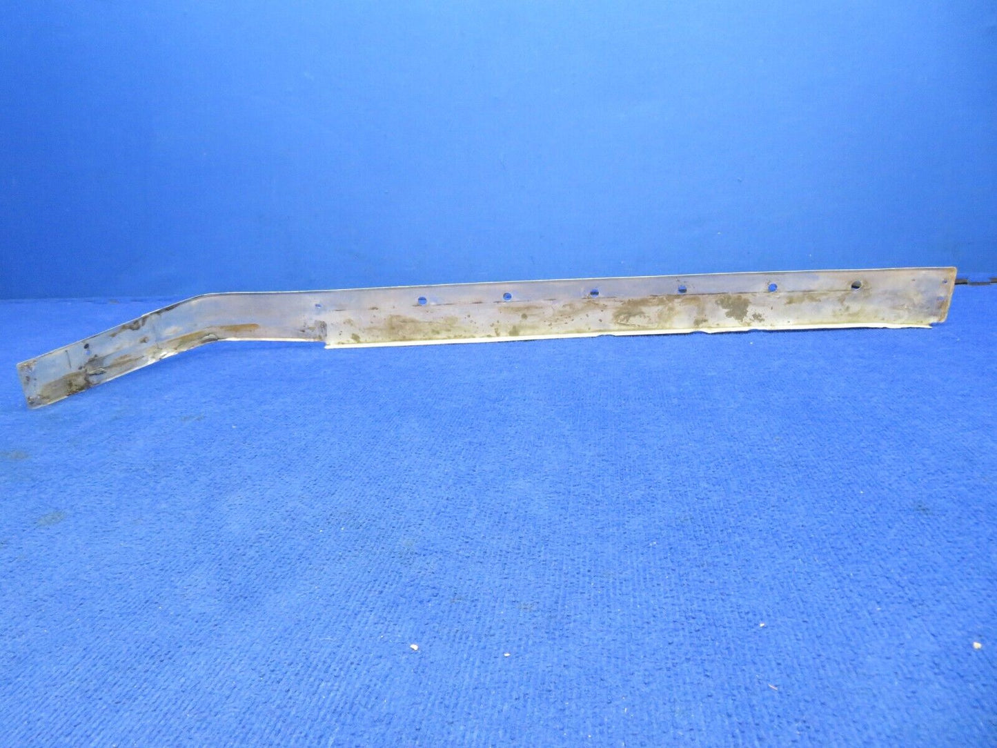 Cessna 150 / 150F Wing Fairing LH & RH P/N 0426003-18 (0822-552)