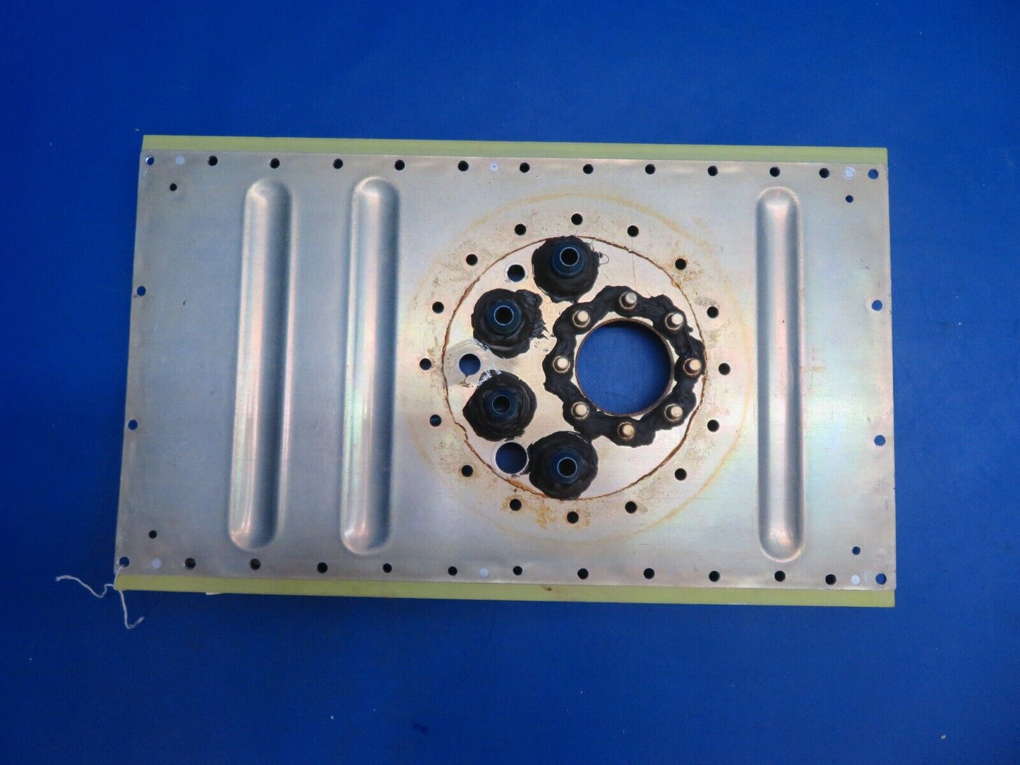 Piper Aerostar 602P Cover Assy Fuel Tank P/N 210092-19, 210092-019 (0123-796)