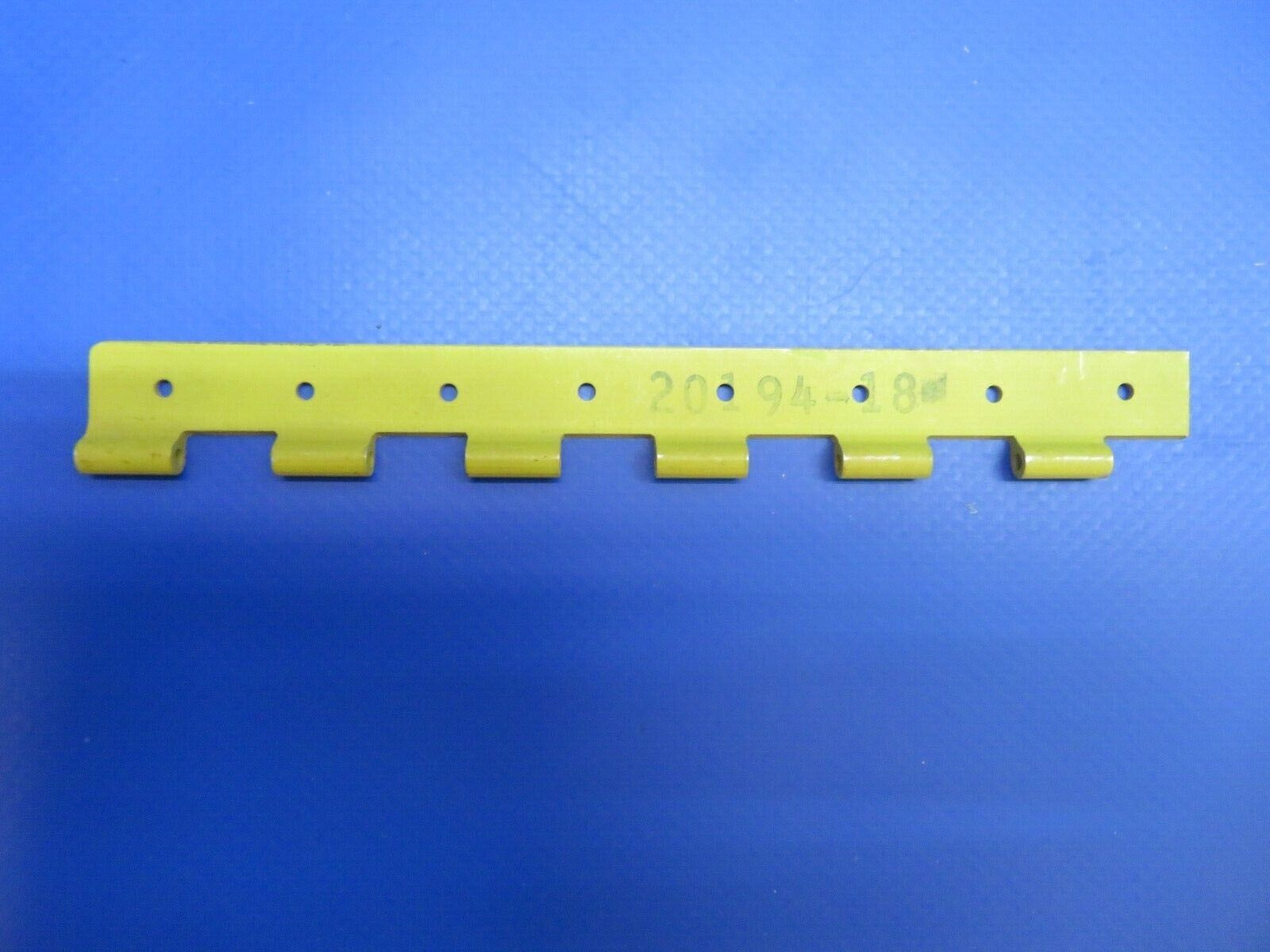 Piper Hinge Stabilator Assy P/N 20194-018 NOS (0922-670)