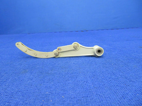 Cessna 310 Bellcrank Assembly Rocker Arm w/ Link LH P/N 0841104-3 (0422-429)