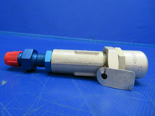 Teledyne Republic Relief Valve 2200 PSI P/N 625B-11-6-2 NOS (0720-766)