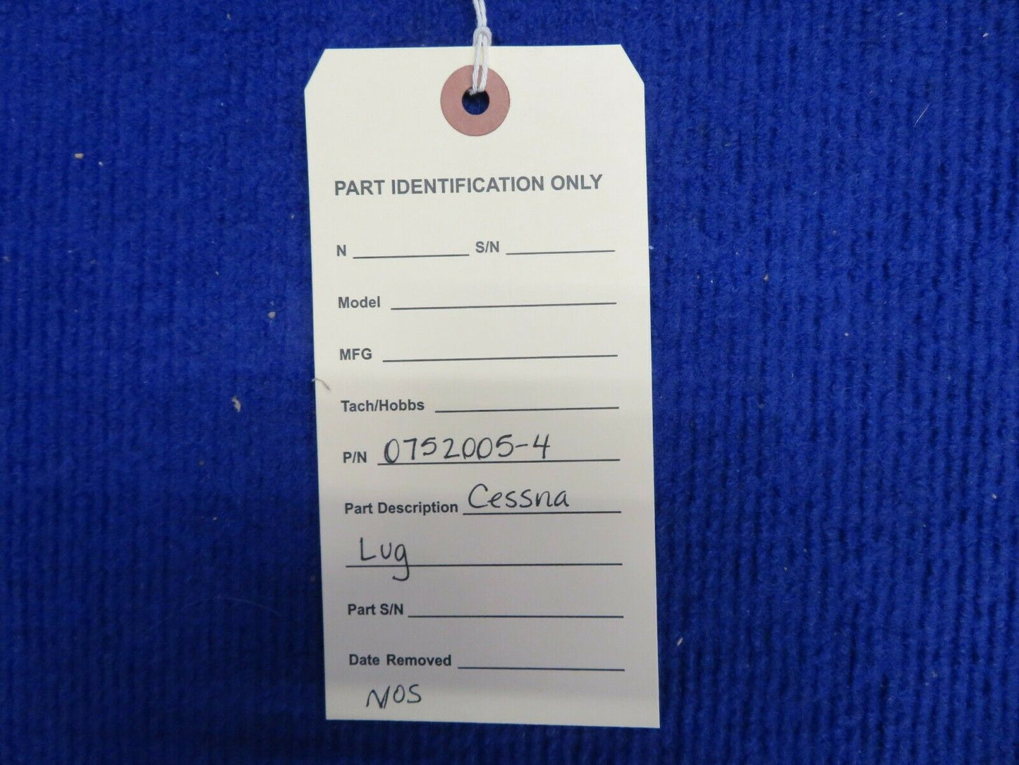 Cessna Lug P/N 0752005-4 NOS (0522-644)