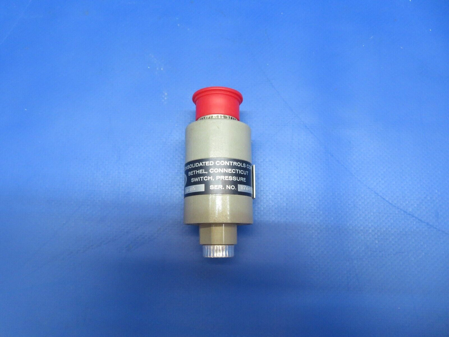 Consolidated Controls Pressure Switch P/N 6607A-1-85 NOS (0922-54)