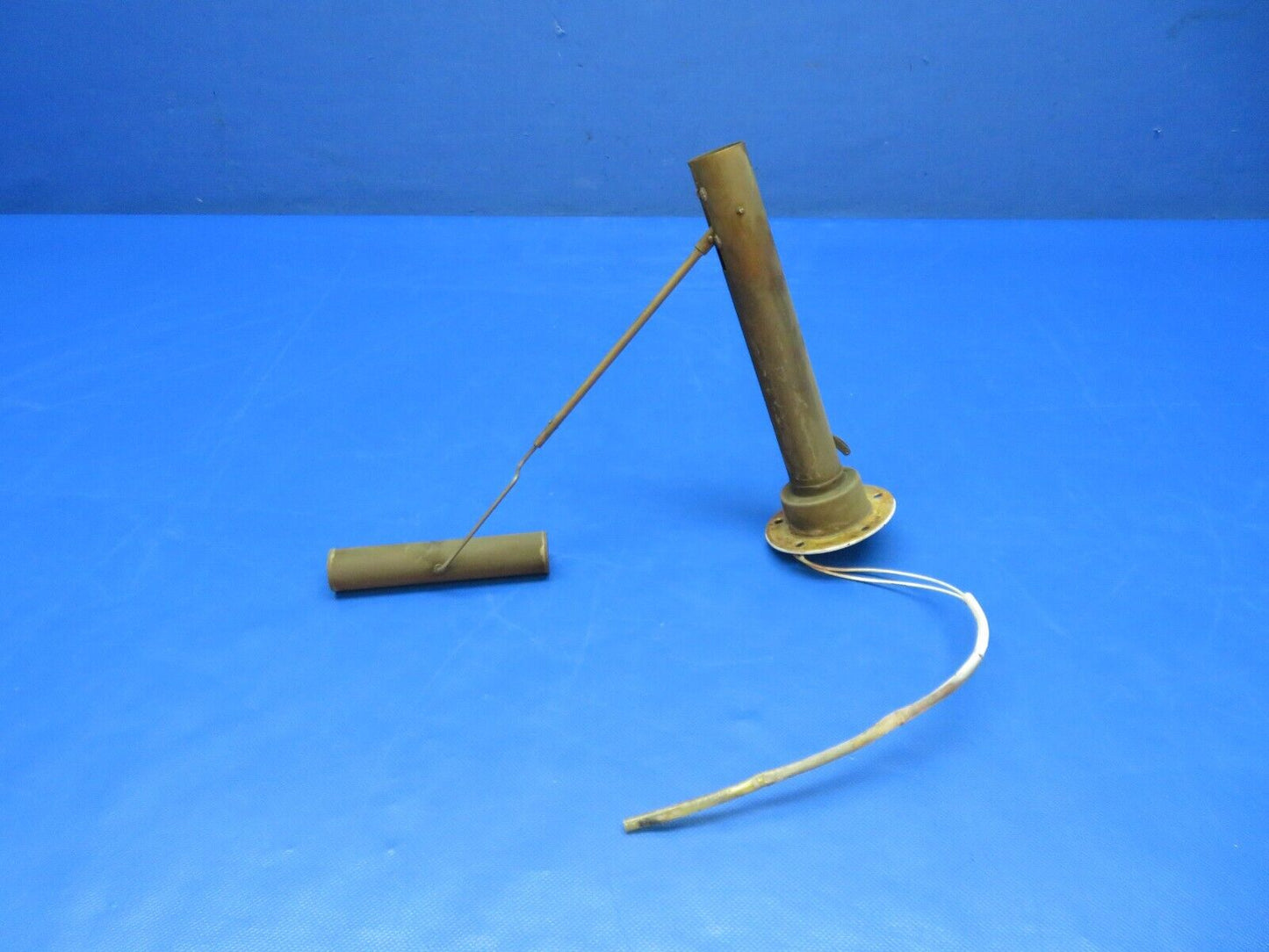 Cessna 401 / 401A Liquidometer Fuel Sender Tip Tank P/N EA470B-2340M (0124-206)