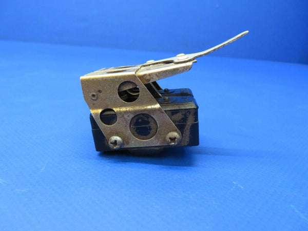 Beech Landing Gear Motor Switch P/N 35-364126 (1022-382)