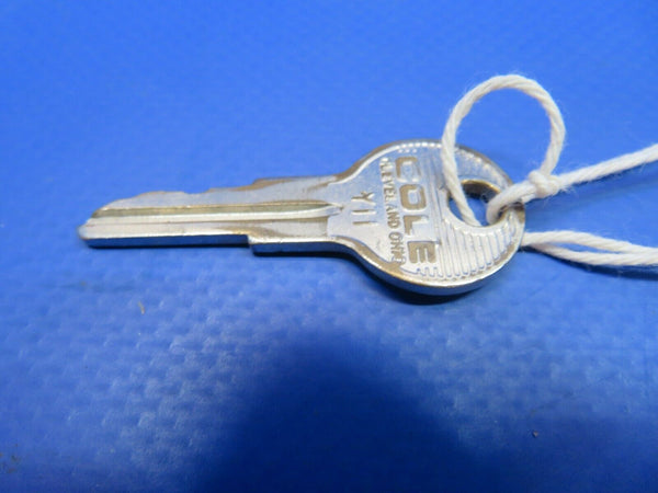 Beech C-35 Bonanza Baggage Door Assy w/ Key P/N 35-410070-602 (1222-535)