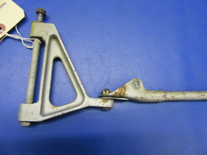 Beech 95-B55 Baron Rod Actuator Landing Gear Door RH P/N 45-815003-1 (0621-696)