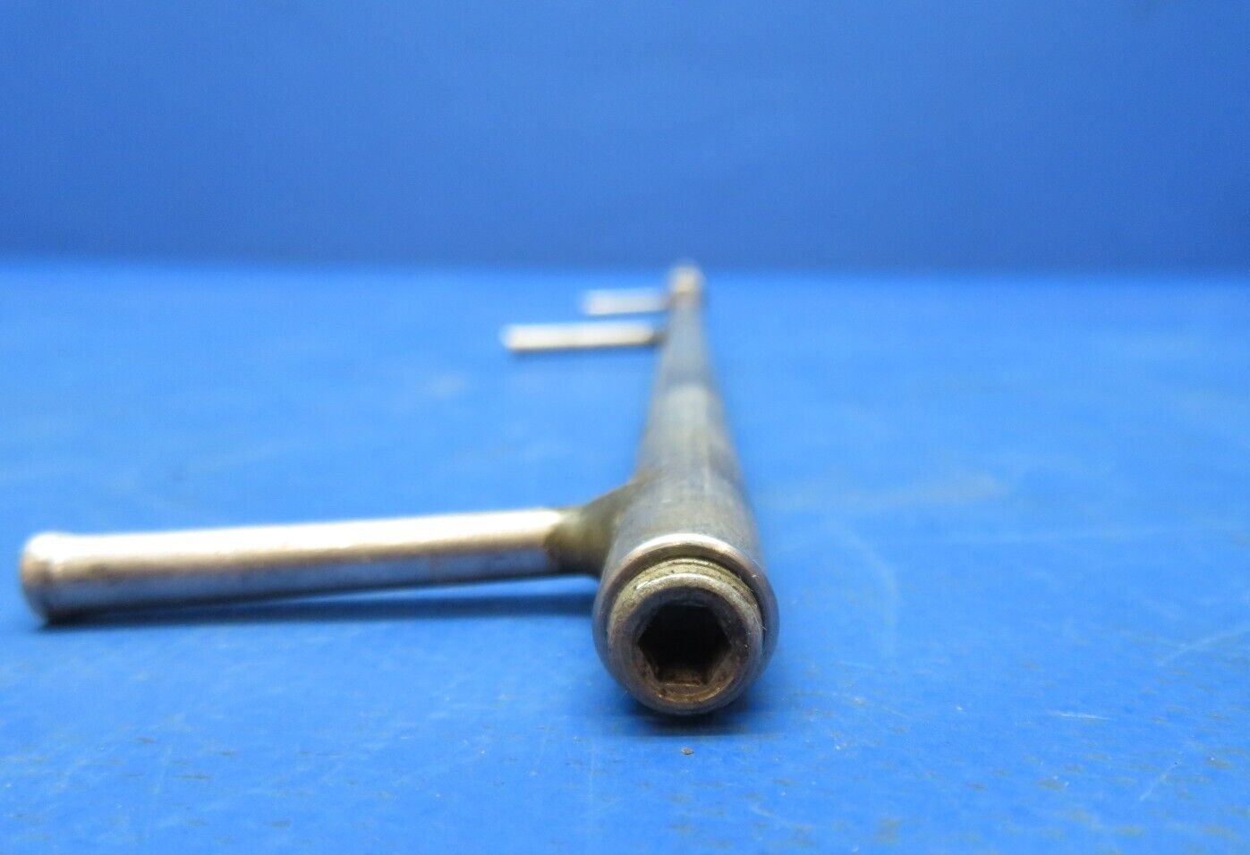 Lycoming TIO-540-U2A Manifold Outer Injector Nozzle Vent 20-3/4" (0723-445)