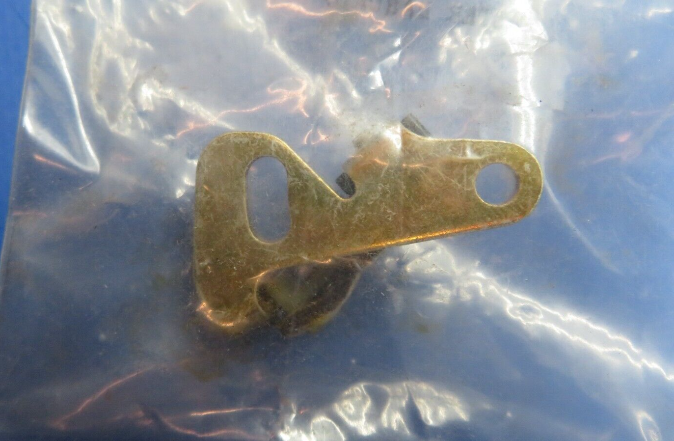TCM Bendix Breaker Point P/N 10-382584 NOS (0523-145)