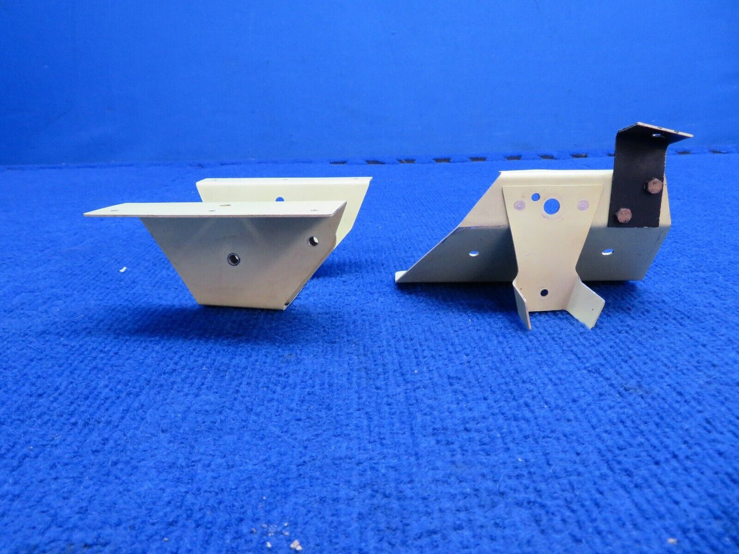 Socata TB-10 Elevator Trim Tab Control Wheel Assy P/N 27057100 (0722-347)
