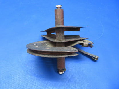 Cessna 172 Flap Drive pulley Bellcrank RH P/N 0760612-1 (0523-920)