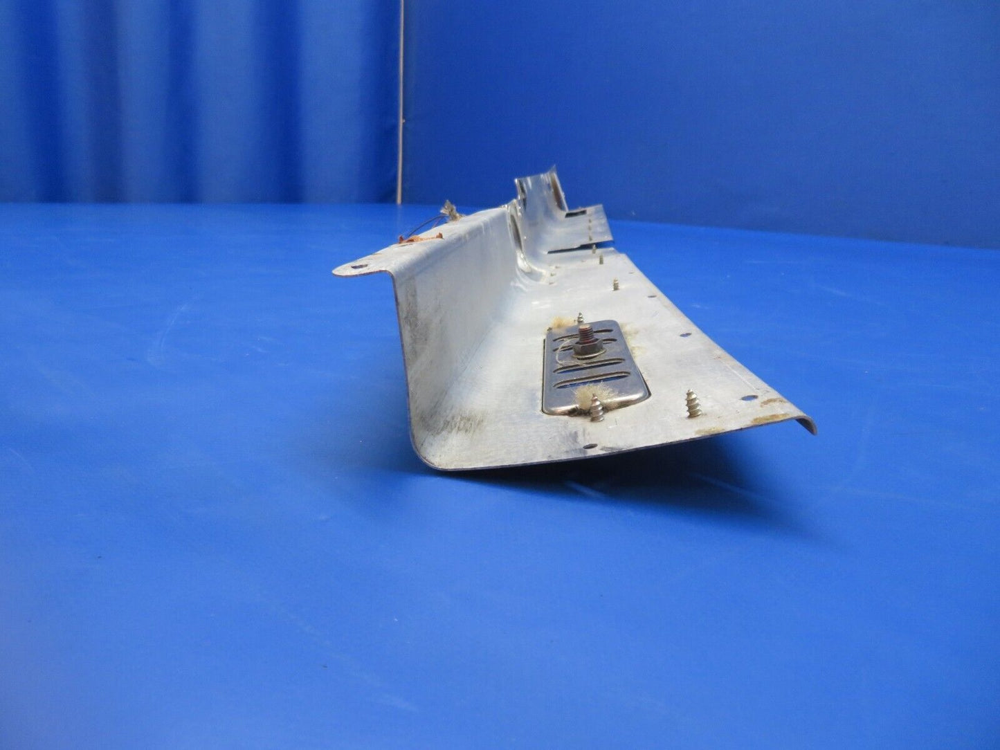 Piper PA-34-200T Seneca II RH Cabin Heat Duct Assy P/N 37161-01 (0223-937)