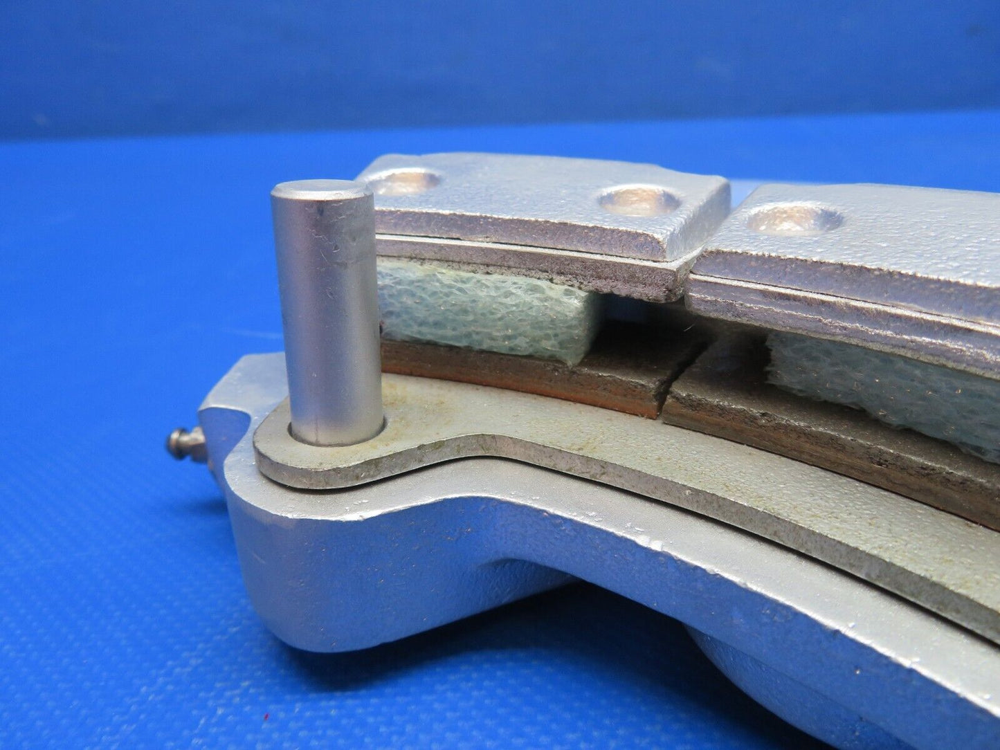 Cleveland Brake Caliper Assy w/ Linings P/N 30-68A OVERHAULED (0224-1500)