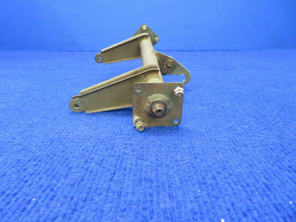 1956 Cessna 310 Torque Tube Assembly Nose Gear Uplock P/N 0813300-90 (0422-508)
