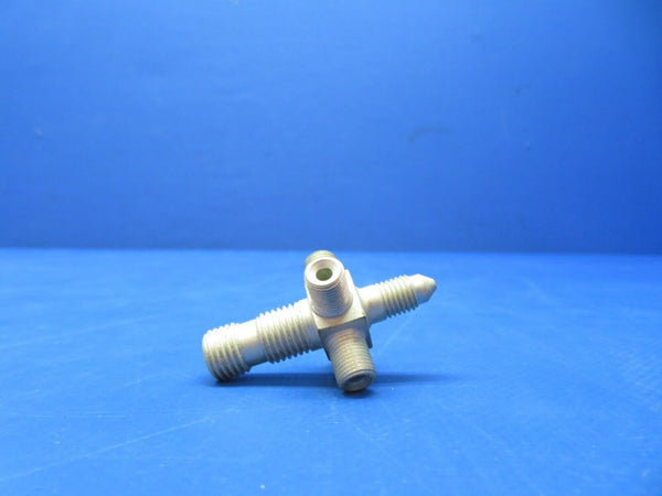 Lycoming Divider Fuel Nozzle Line P/N 75095 NOS (1023-526)
