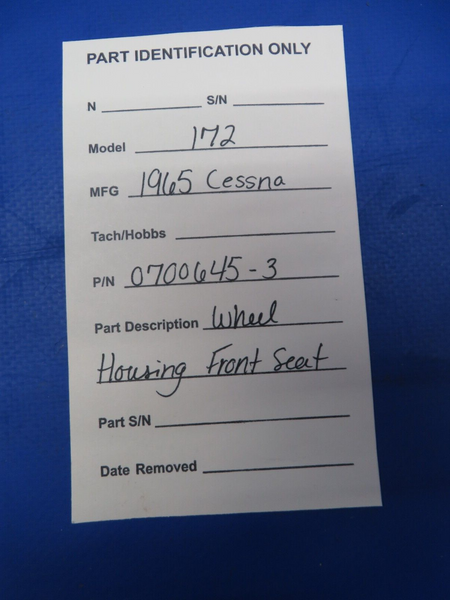 Cessna 172 Wheel Housing Front Seat P/N 0700645-3 (0723-401)