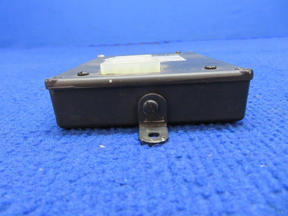 Instruments and Flight Research INC 74P Slaving Amp P/N 733000 (0622-858)