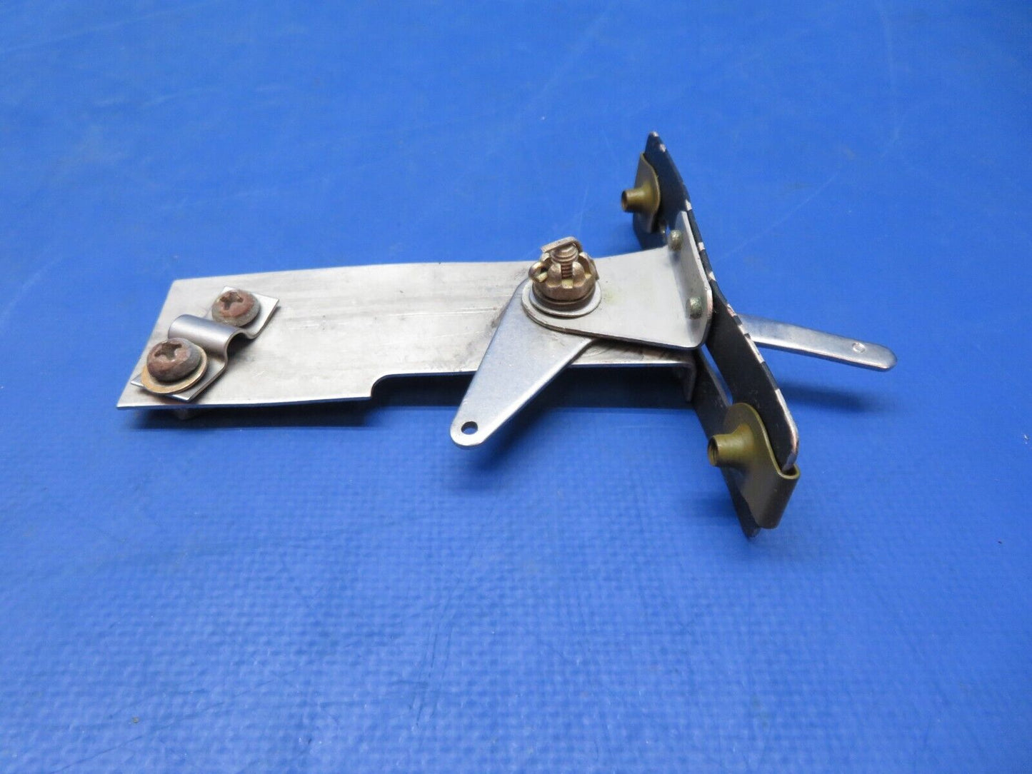 Piper PA-28-140 Carburetor Heat Control Mount P/N 66855-00 (1123-149)