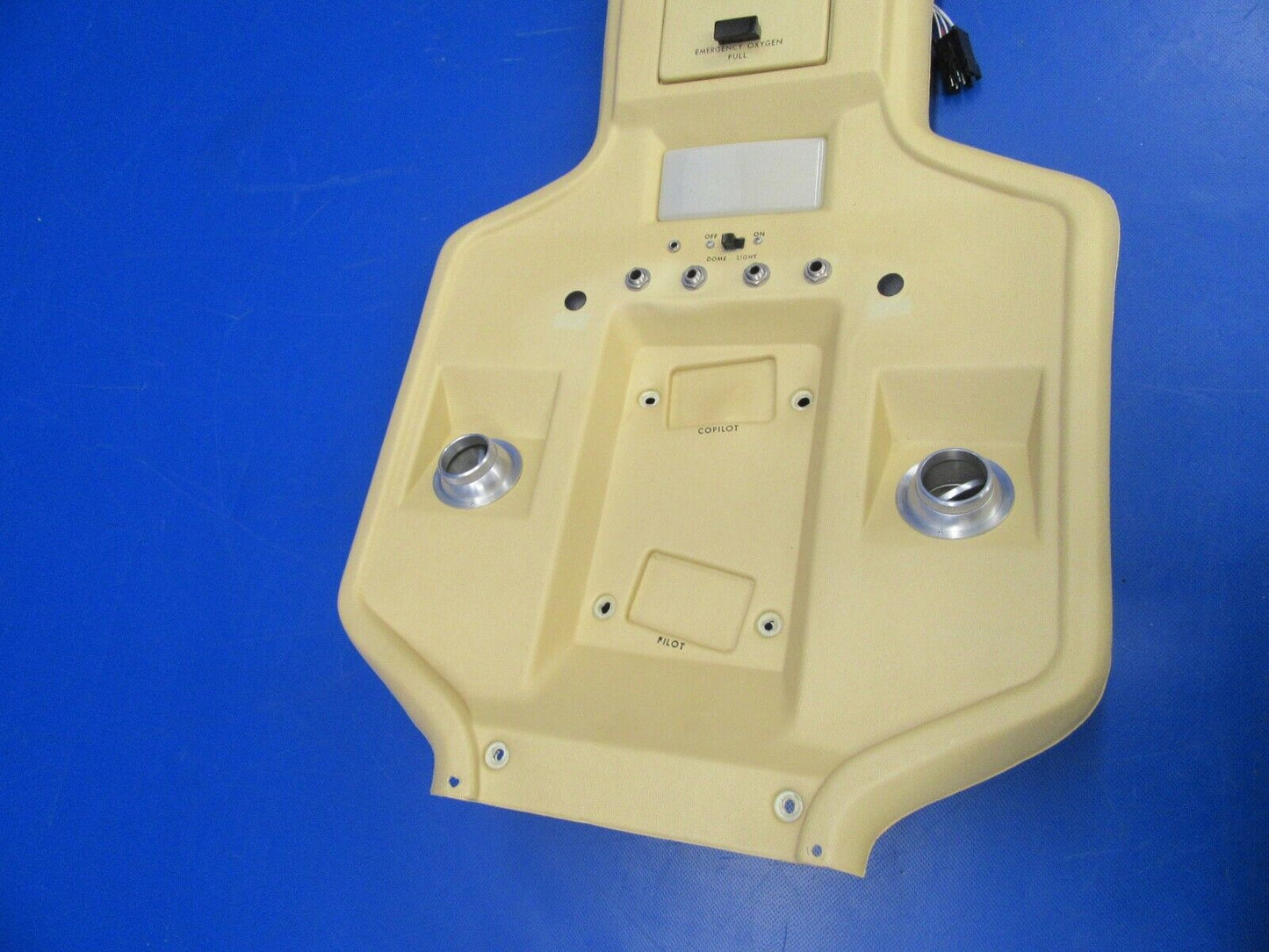 Cessna P210N / 210 Console Assy AFT P/N 2115037-8 (1019-133)