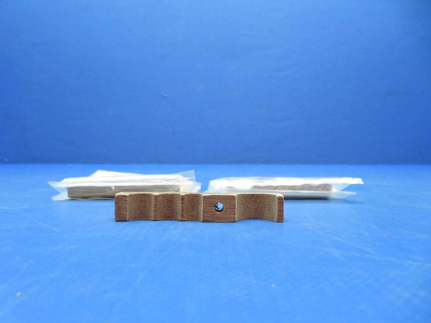Cessna Block Support Fuel Line P/N 0826031-1 LOT OF 3 NOS (1023-390)