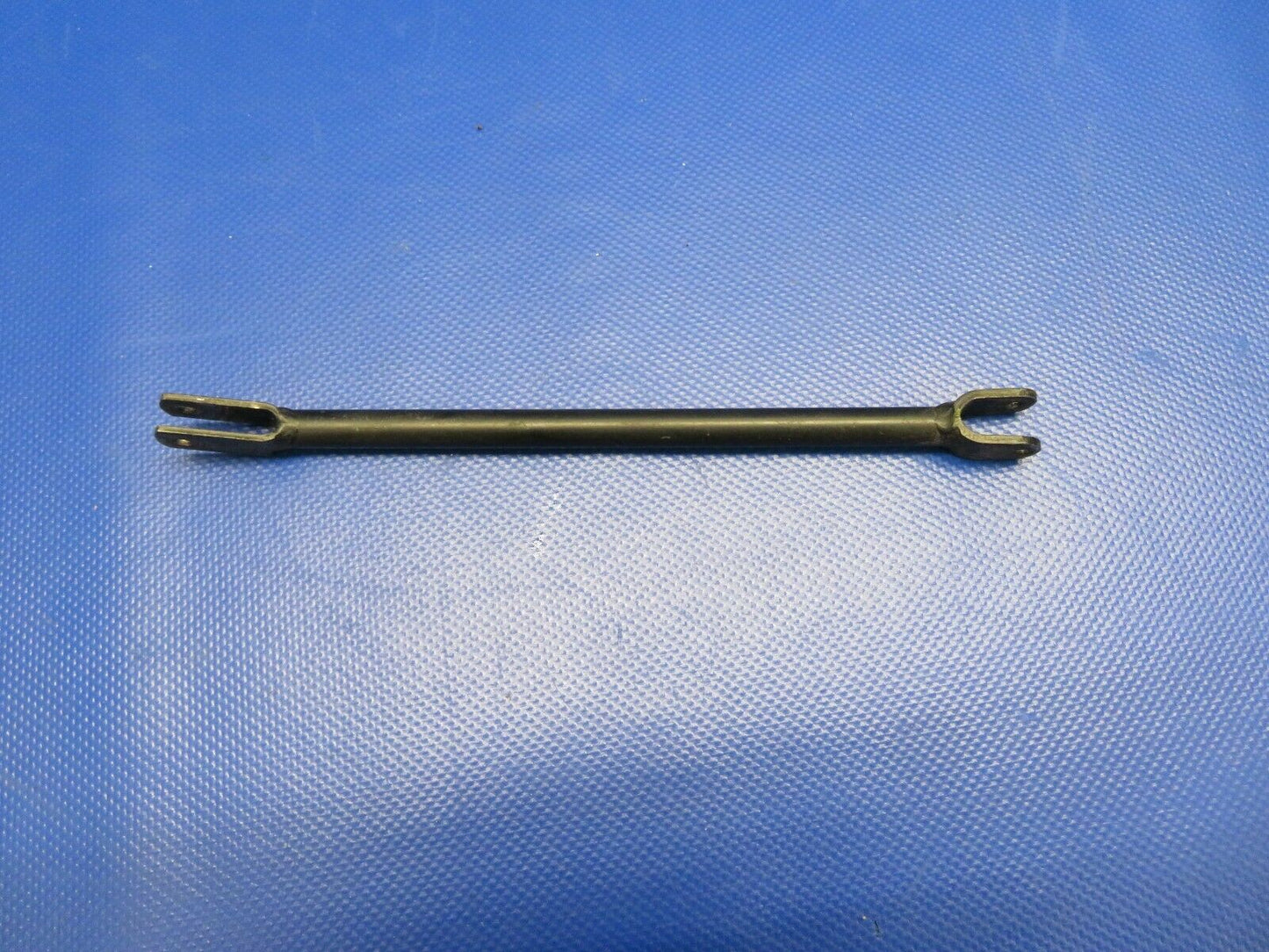 Piper PA-32R-300 Lance Toe Brake Clevis P/N 79430-00, 79430-000 (0121-131)