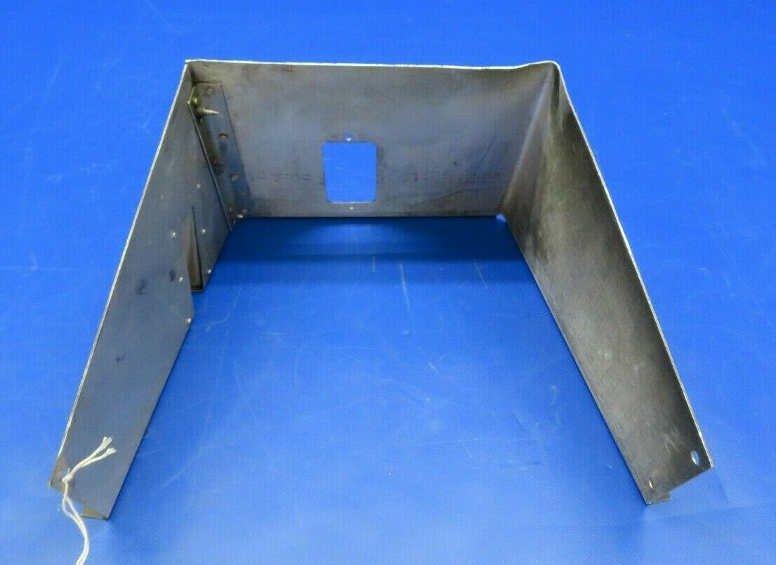 Beech Baron 95-A55 Gear Indicator Center Console P/N 95-324006-13 (0420-322)