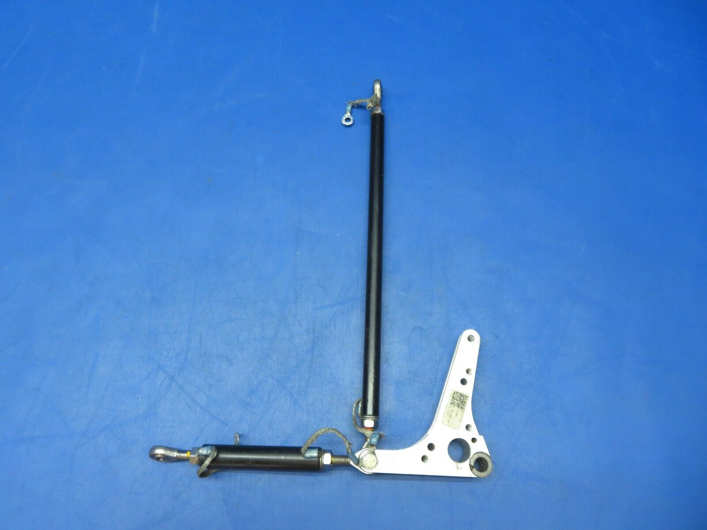 Diamond DA-42 Aileron Bellcrank w/ Rods P/N DA4-2713-10-50 (0623-468)