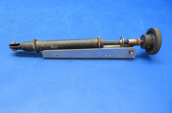 Piper PA-28-180 Rudder Trim Shaft Assy Mechanism P/N 62829-00 (0723-700)