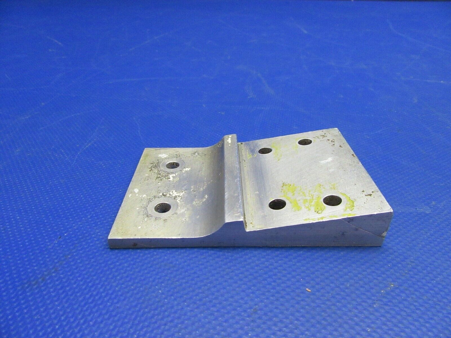 Mooney M20G Plate / Bracket Main Landing Gear Attach RH (0921-388)