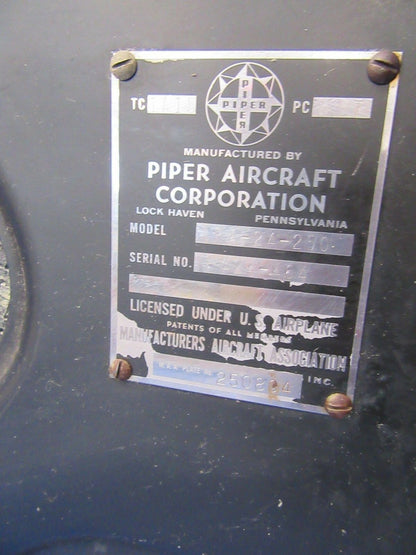20706-004 Piper PA-24-250 Baggage Door HAS KEY (0818-395)