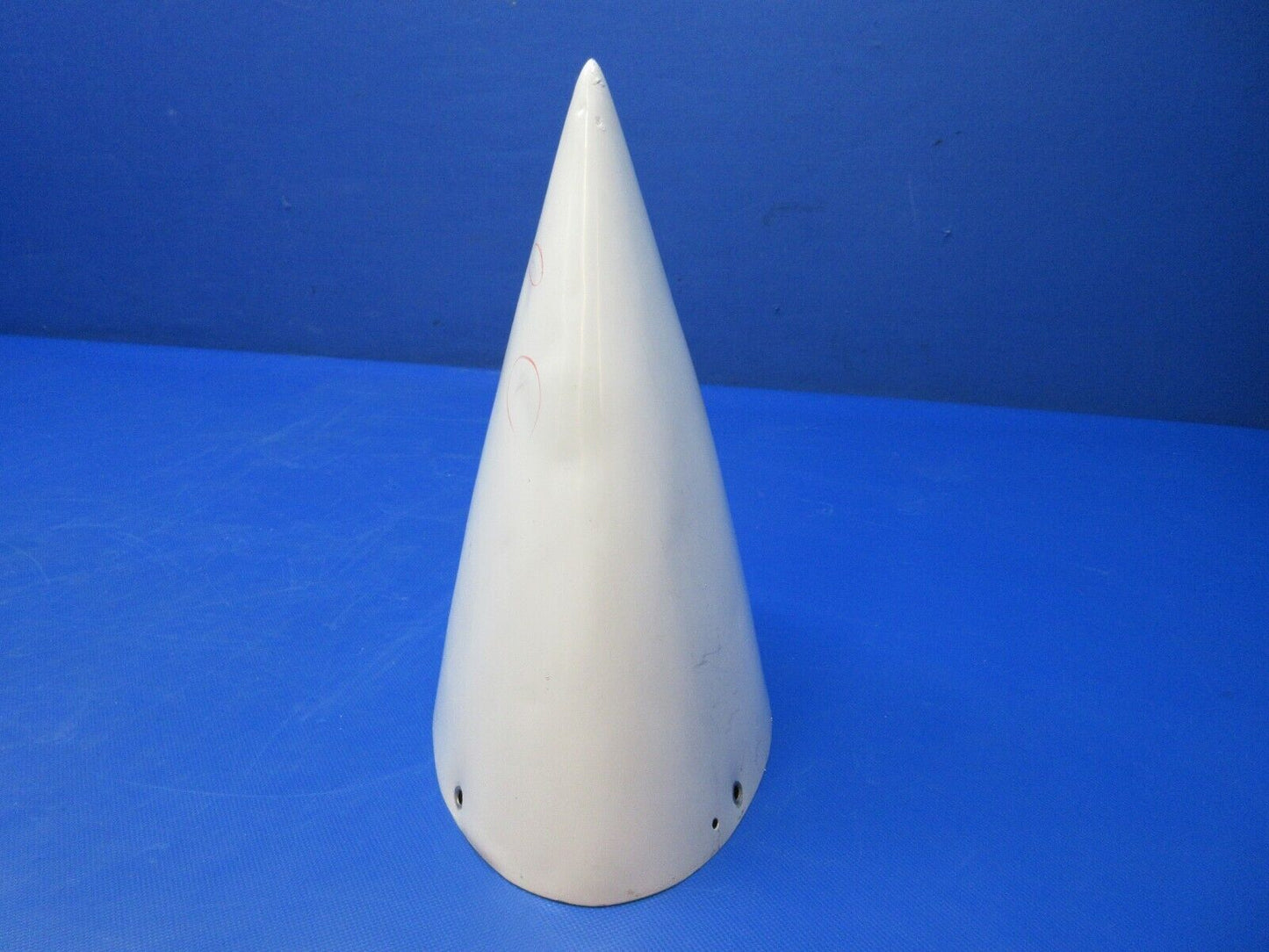 Cessna 401 / 401A LH Tip Tank Nose Cap Assy P/N 0823411-215 (0124-1414)