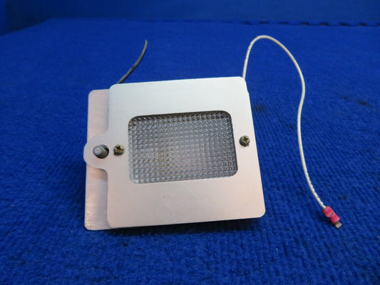 Mooney M20G Grimes Dome Light Assy P/N B-3555A-8 (0822-598)