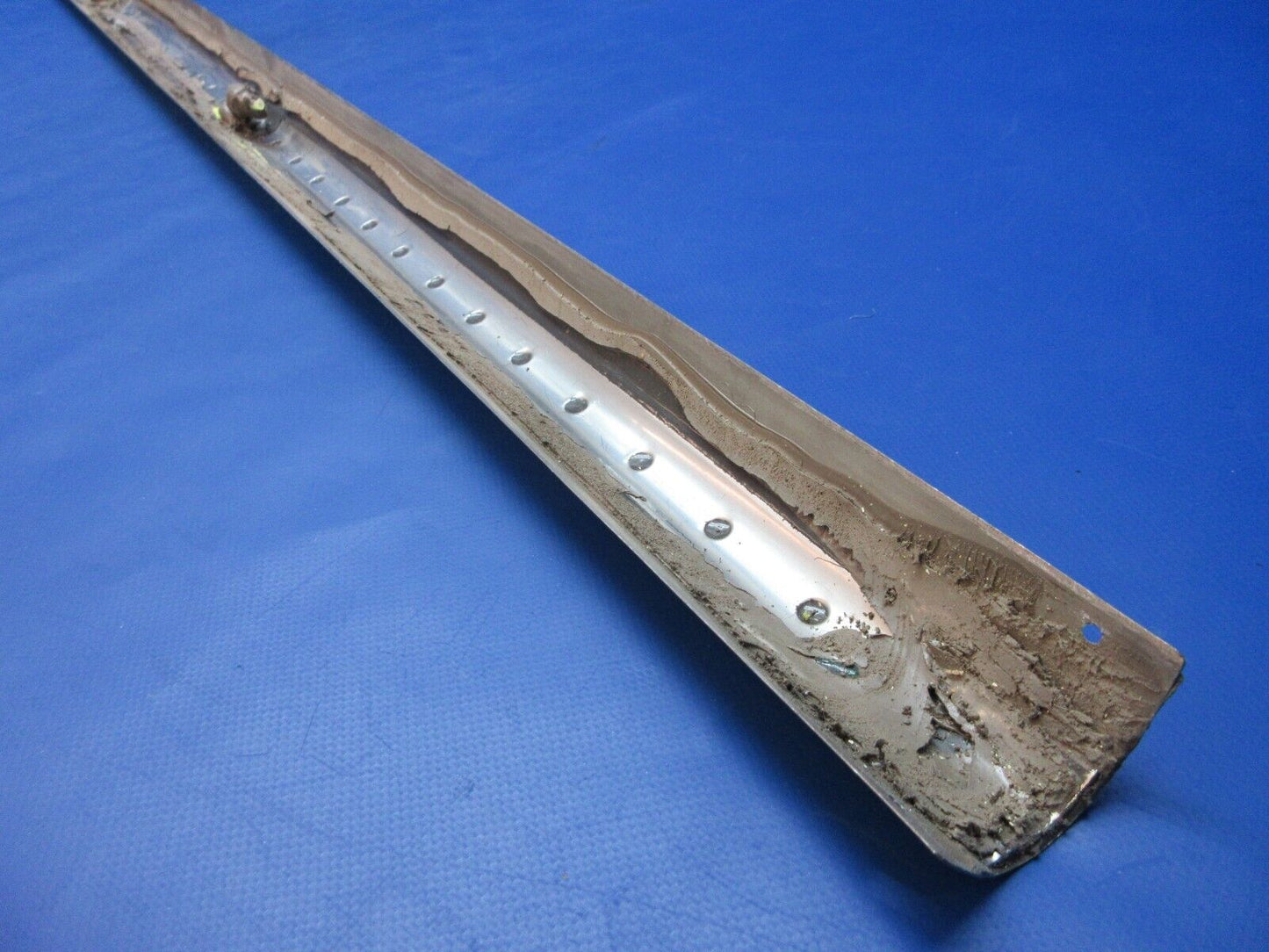 Beech 95-B55 Aerospace TKS De-Ice Wing Leading Edge LH P/N 09902-03 (0623-181)