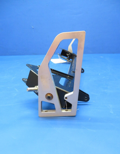 Diamond DA42 Connecting Tube Aileron Control Lever P/N D60-2703-10-00 (0623-474)