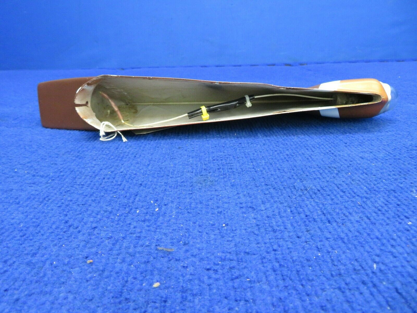 Piper PA-28R-201T Rudder Tip Assembly P/N 38245-00 (0422-436)