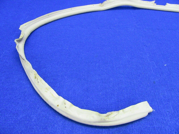 Piper PA-32-300 Pilot Door Seal / Trim (1121-483)