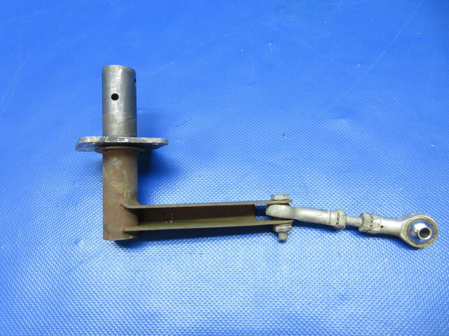 Cessna 337 / 337E RH Arm Assy MG Dorr Linkage w/ Rod P/N 1541031-6 (1223-1467)