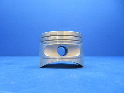 Continental Piston P/N 640945 NEW OLD STOCK (0923-664)