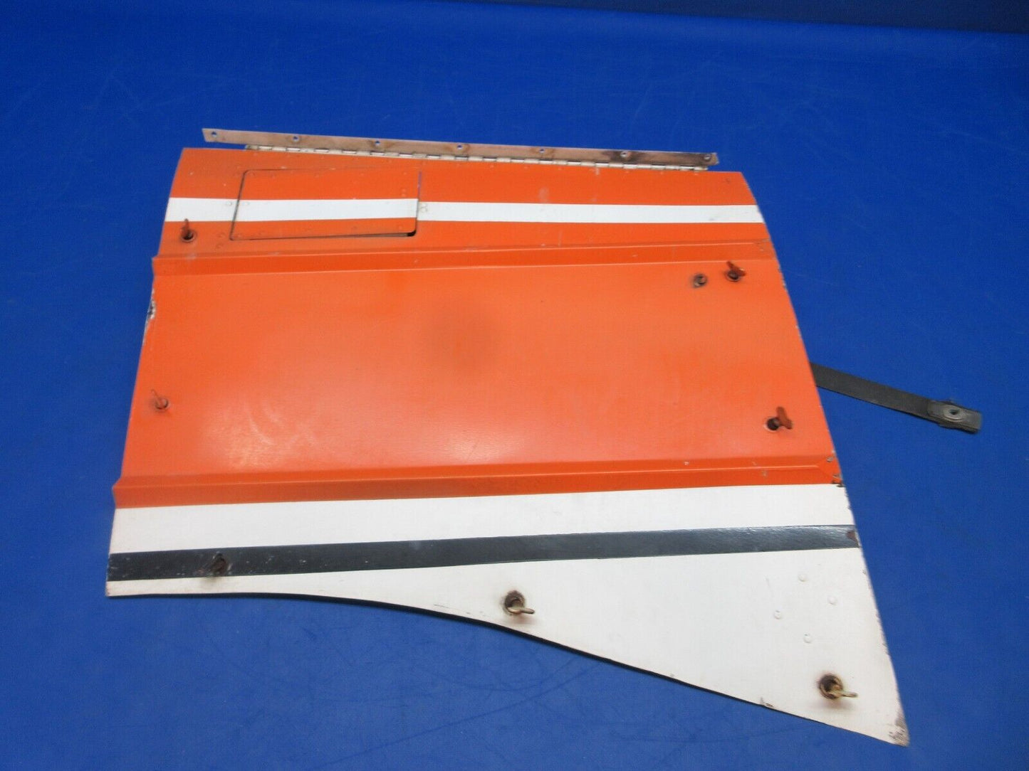 Cessna 188B AGpickup Door Assy Fuselage Access RH P/N 1613292-16 (0723-266)