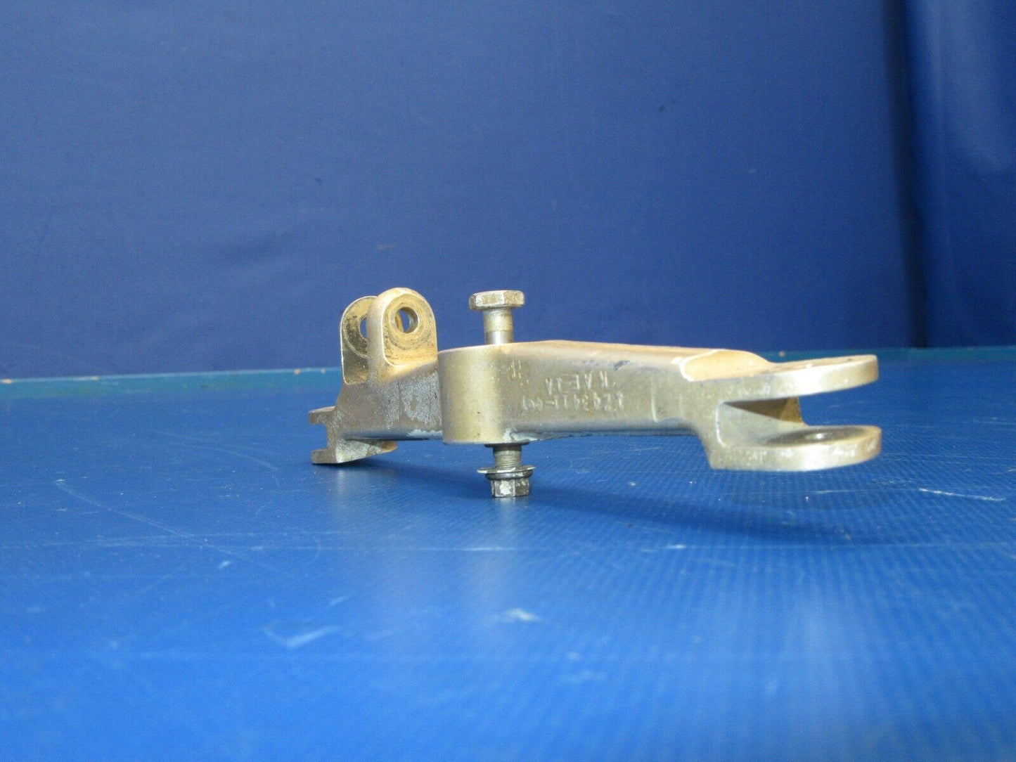 Cessna P210N Whiffle Tree Assembly 1243411-1 (0919-211)