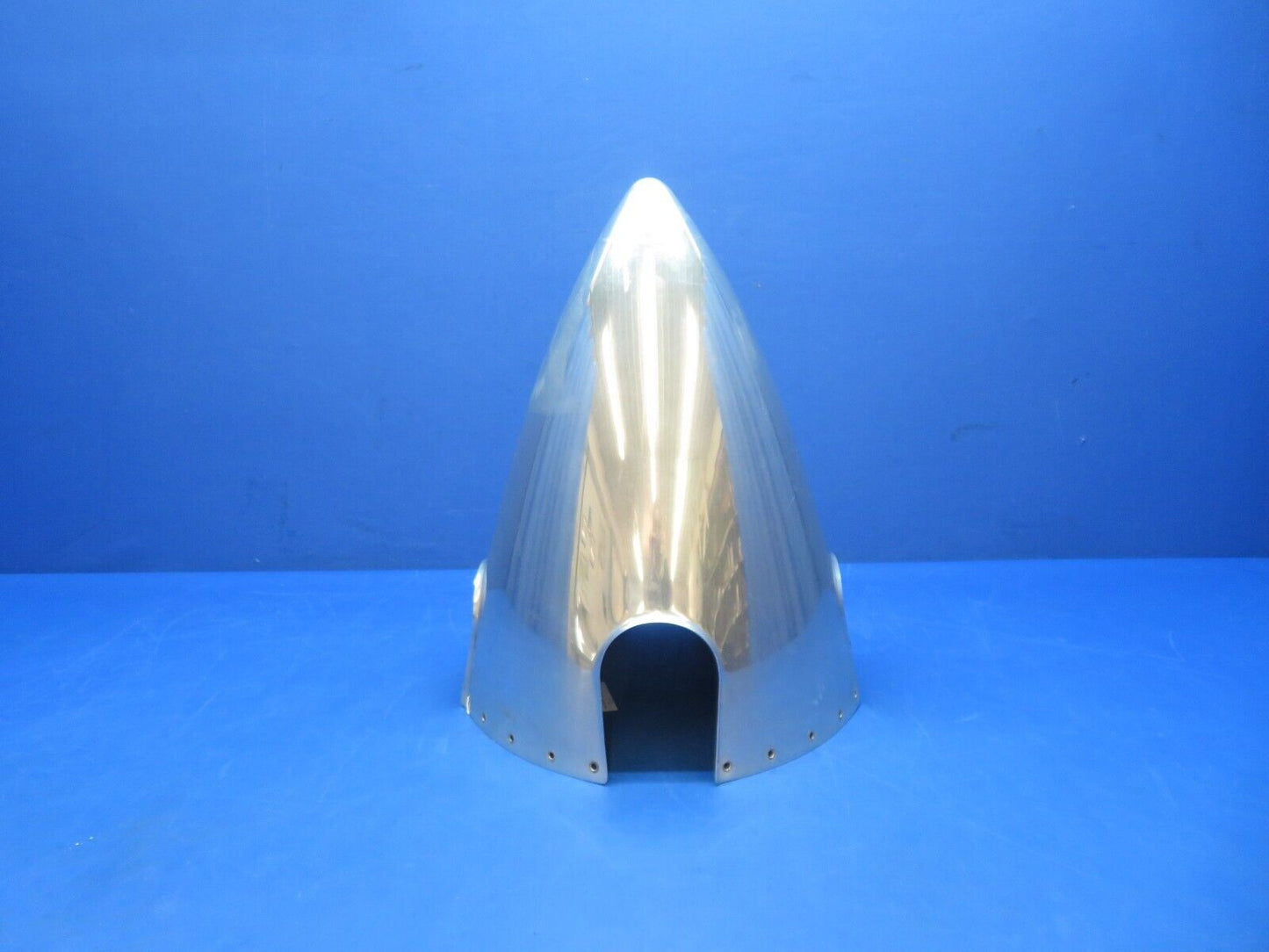 Beechcraft Hartzell 4 - Blade Propeller Spinner Dome P/N D-5210-1P (0823-412)