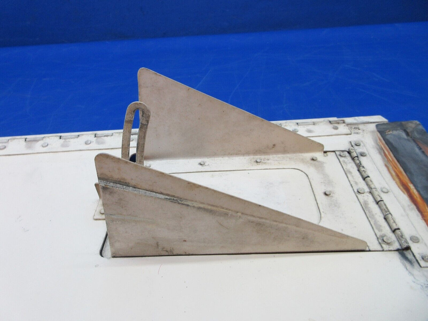 Cessna 188B AGpickup Door Assy Fuselage Access RH P/N 1613292-16 (0723-266)