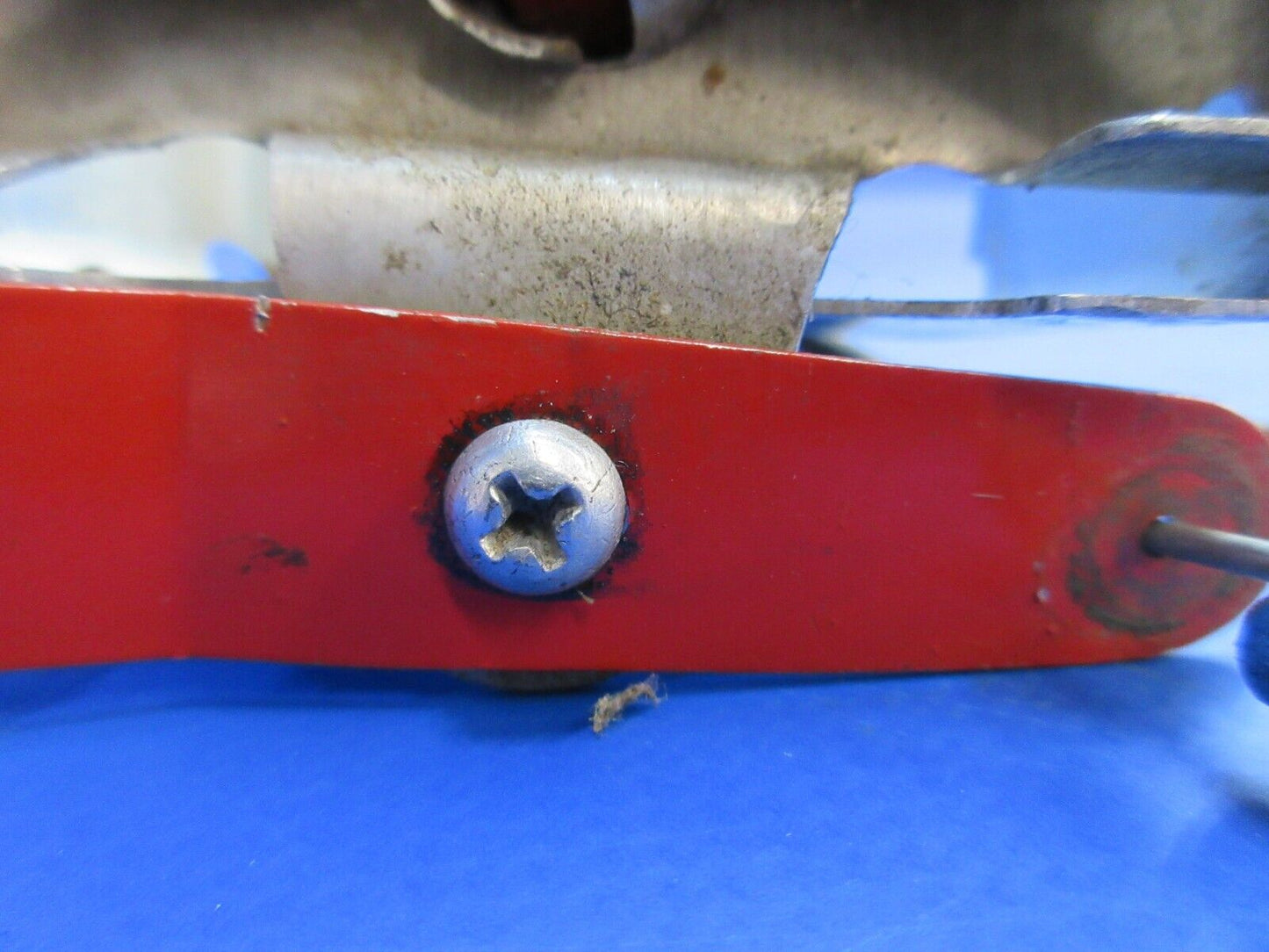Beech C-35 Bonanza Landing Gear Visual Indicator Assy P/N 35-815144 (1023-774)