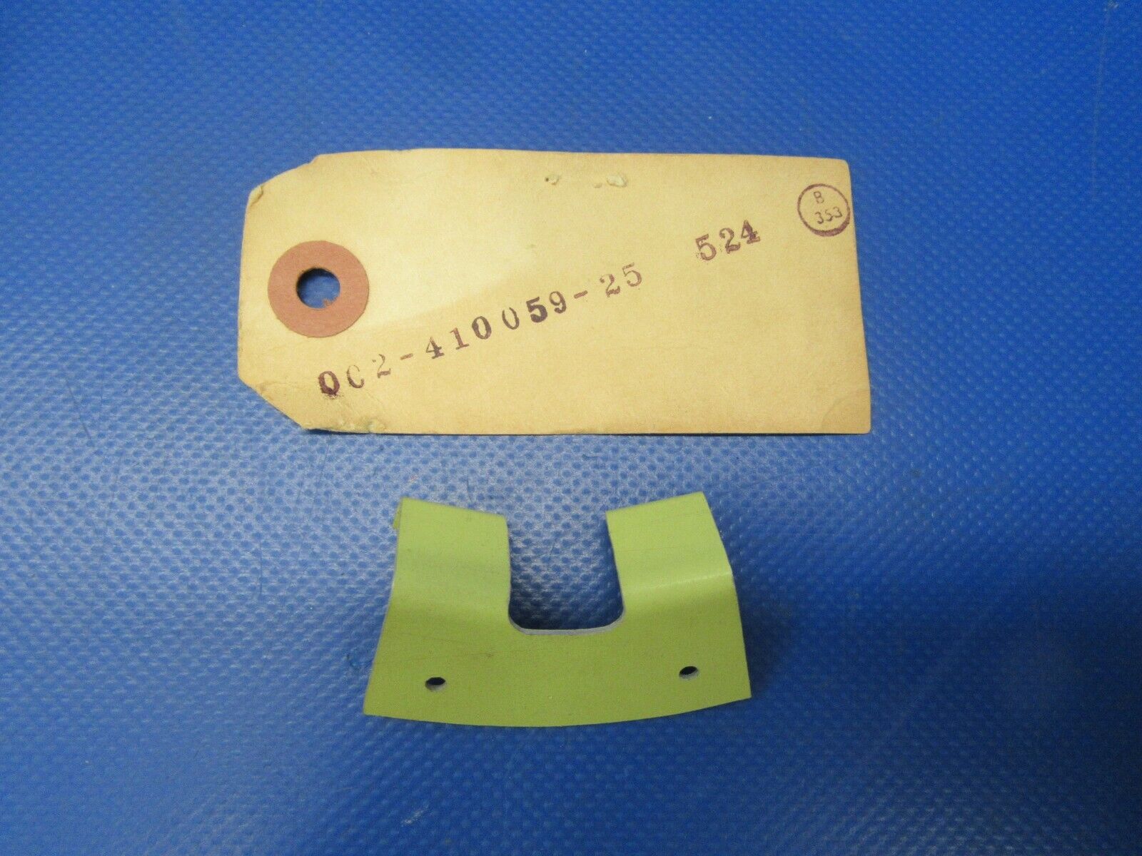 Beech Baron 55 / 58 Clip Bulkhead Nose 002-410059-25 NOS (0519-55)