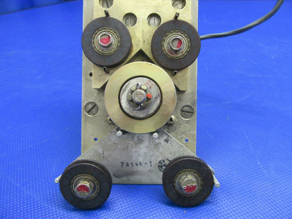 Edo- Aire Mitchell Pitch Trim Servo w / Brackets 14V P/N IC373-6-677 (0521-549)