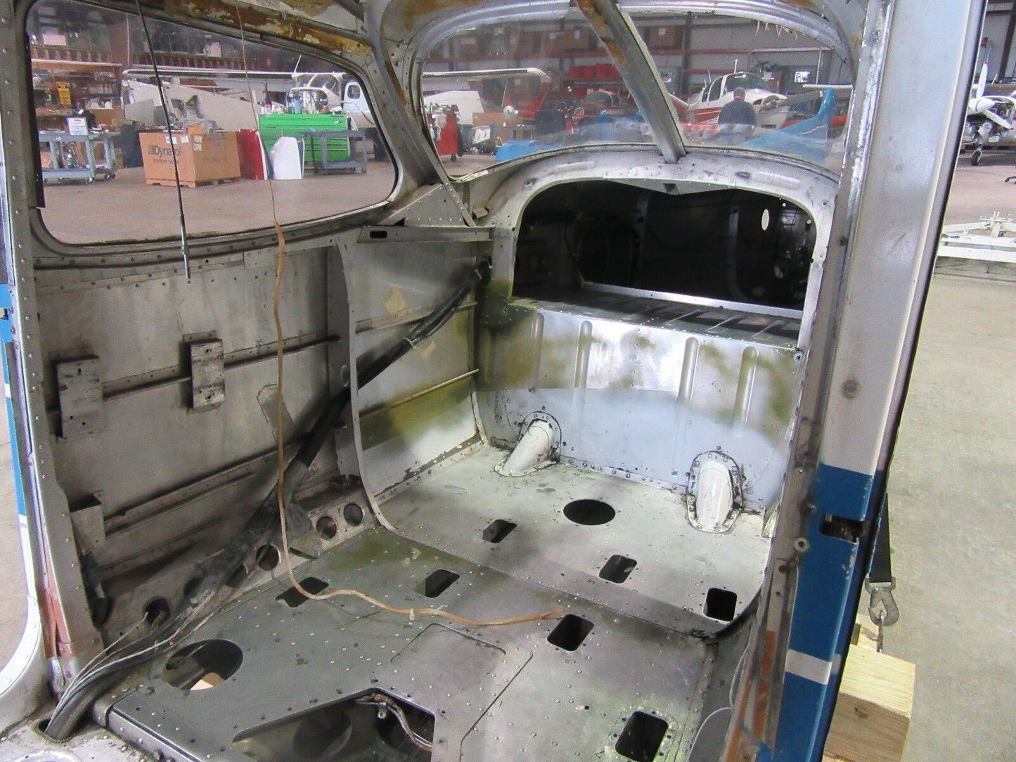 1979 Cessna 172 RG Fuselage / Airframe (0318-345)