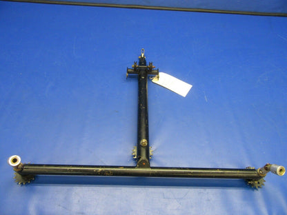 Piper PA-32RT Tee Bar Control Column P/N 62019-04, 62019-004 (0521-519)