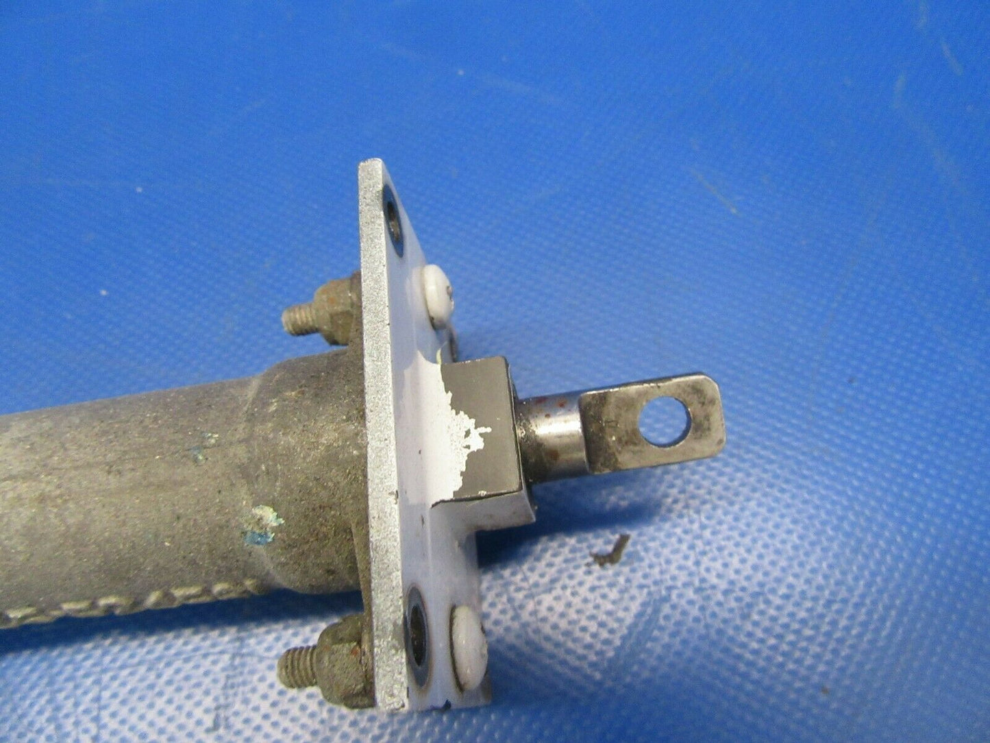 Beech Baron E-55 Trim Tab Actuator Elevator LH 96-526013-605 (0719-163)