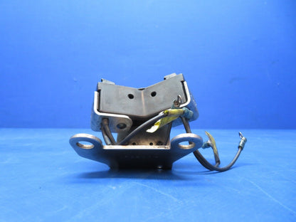 McCauley Rapco De-Ice Brush Block P/N C40538 (1023-261)